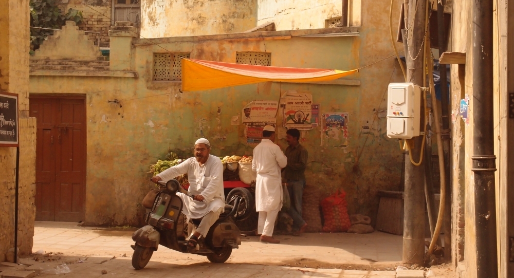 Beschreibungstext Bild2 mit Link auf dem Bild Moped hier kannganz viel stehen 1234 jede Zeile steht f�r ein Bild